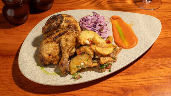 Cocosel de Munte cu Cartofi la Cuptor